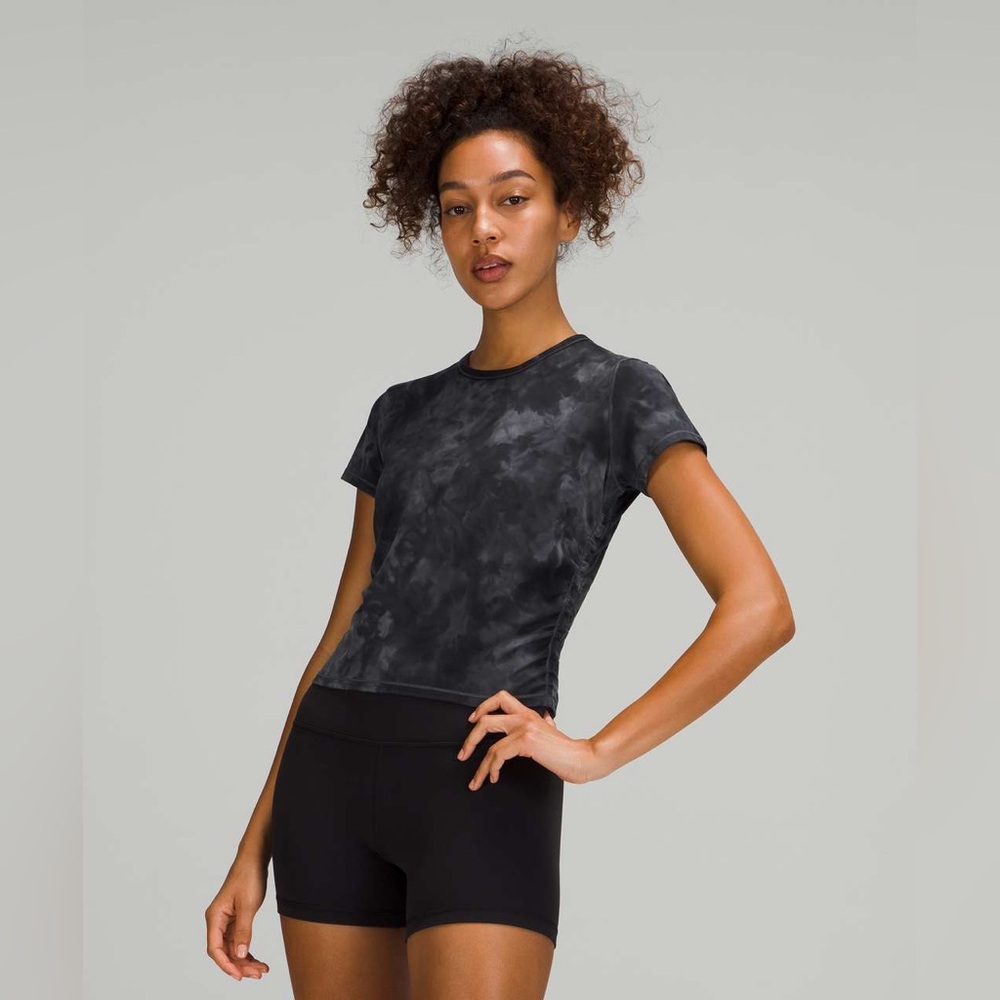 Lululemon All It Takes Tee Nulu in Diamond Dye Pitch Grey Graphite Grey, sz 8/10